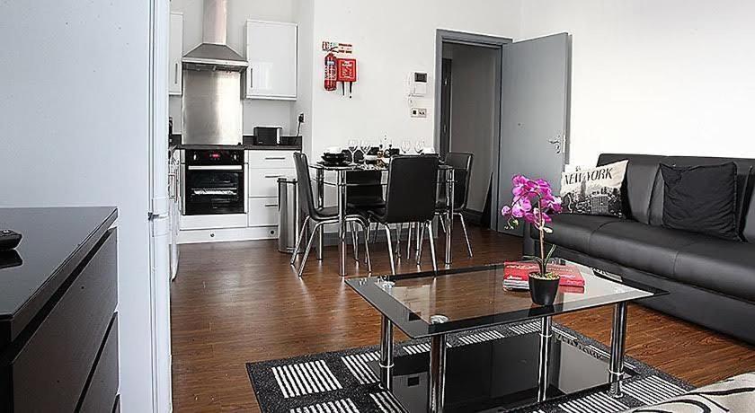 Lewis Apartment 1 Northern Quarter Sleeps Upto 4 Manchester Buitenkant foto